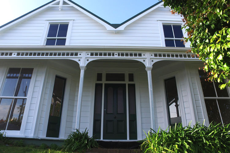 Heritage Home Painted White & Green